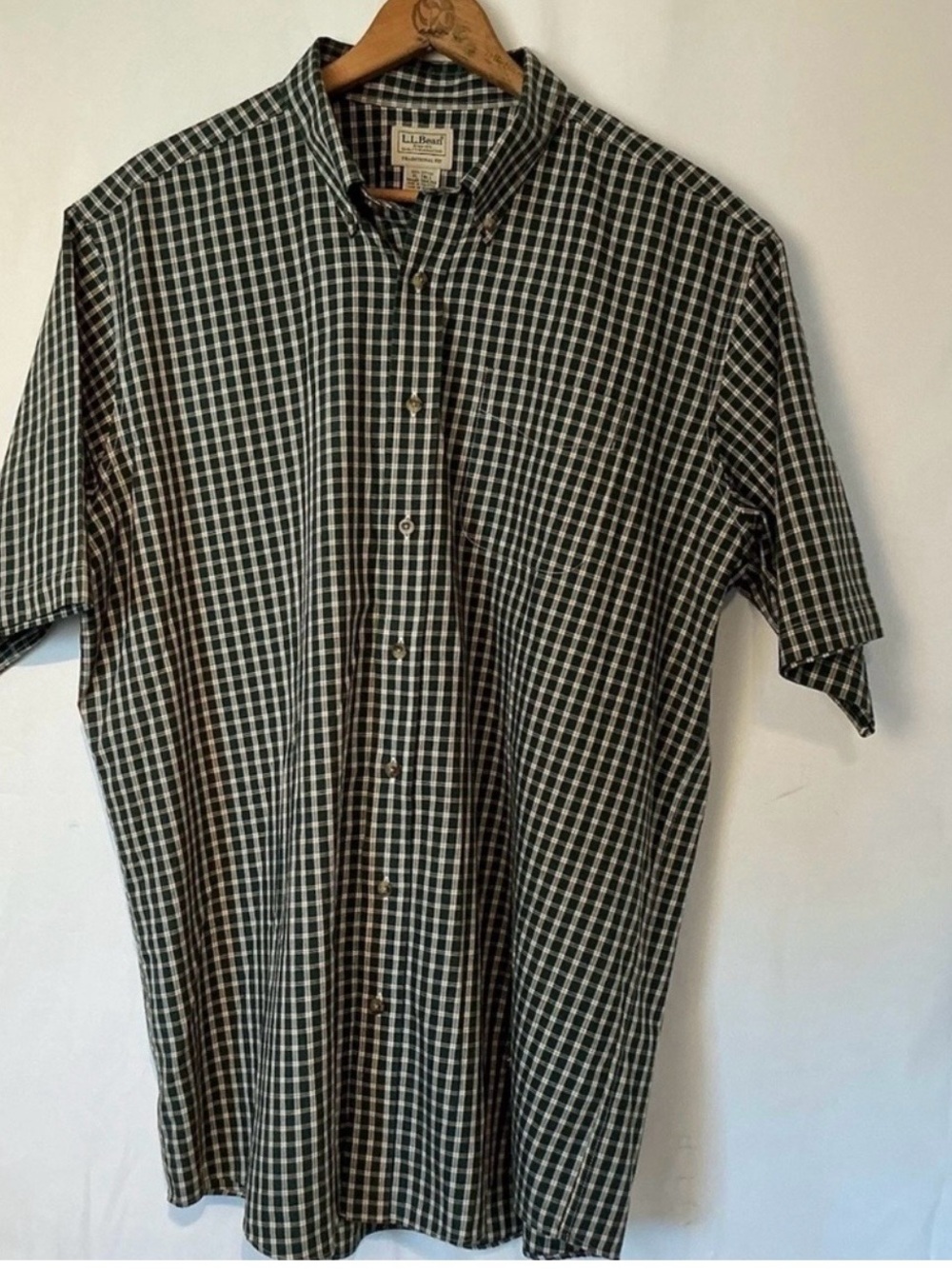 L.L. Bean Men's Short-Sleeve Button-Down Plaid Shirt - Black & White